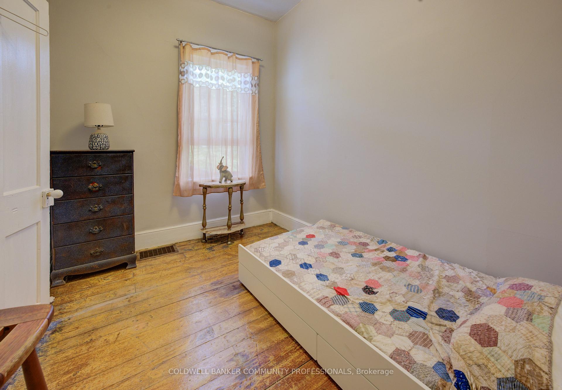 Photo 20 of 249 Charlton Avenue E, Hamilton, Corktown — HOMEH