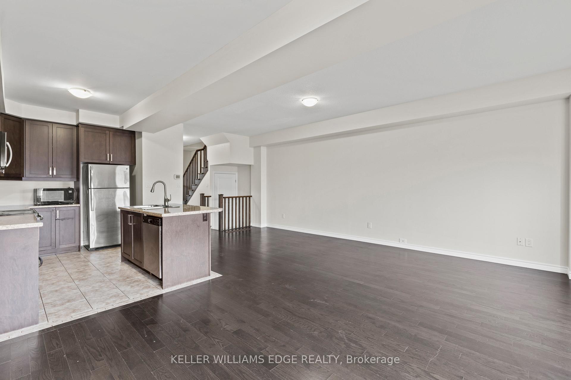 Photo 12 of 74 Vinton Road, Hamilton, Meadowlands — HOMEH