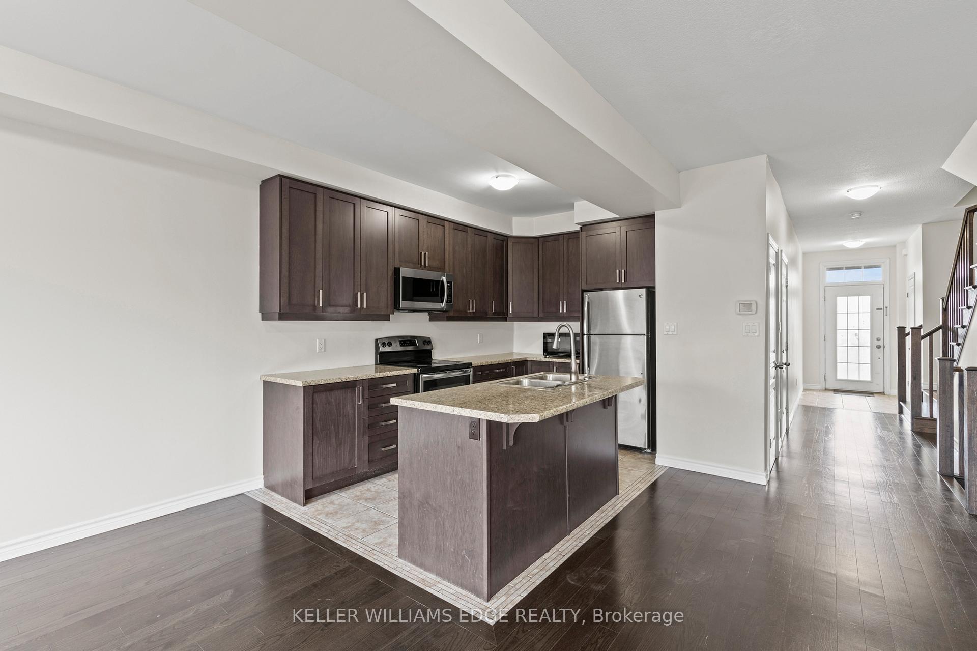 Photo 13 of 74 Vinton Road, Hamilton, Meadowlands — HOMEH