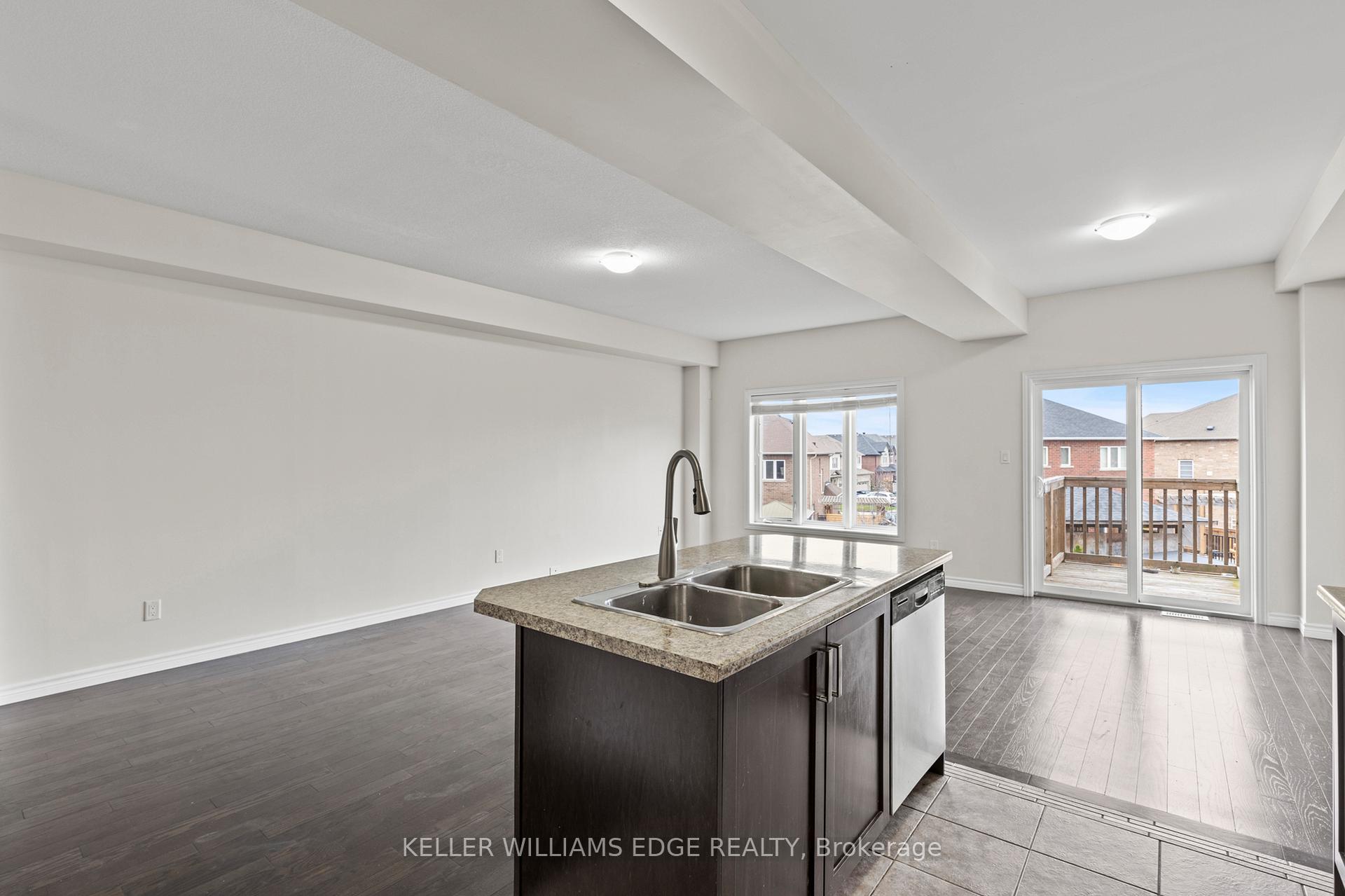 Photo 15 of 74 Vinton Road, Hamilton, Meadowlands — HOMEH