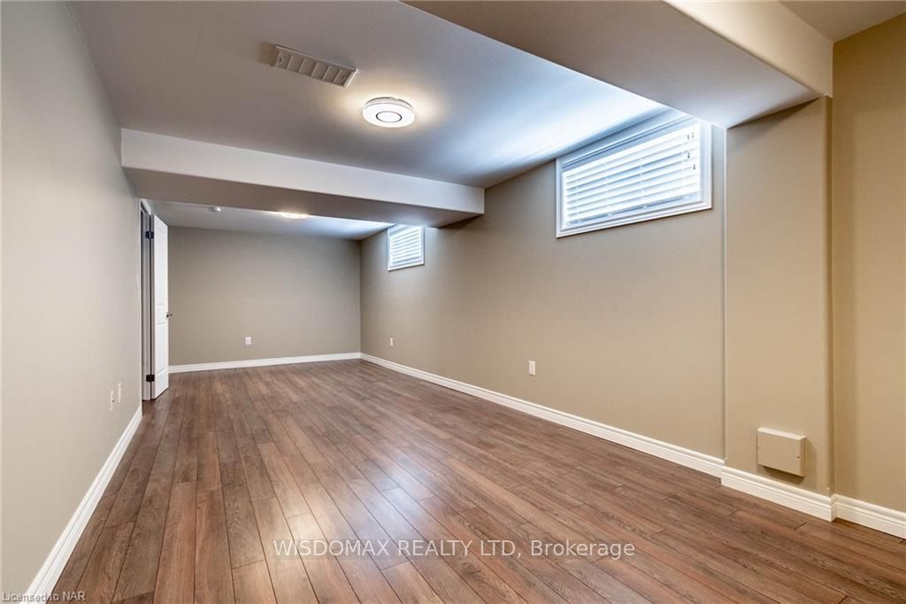 Photo 31 of 8 Berkshire Drive, St. Catharines, Carlton/Bunting — HOMEH