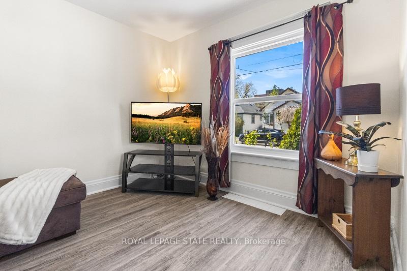 Photo 4 of 18 Prince Street, St. Catharines, E. Chester — HOMEH