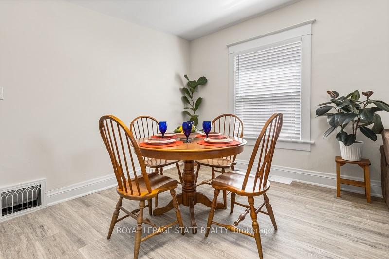 Photo 10 of 18 Prince Street, St. Catharines, E. Chester — HOMEH