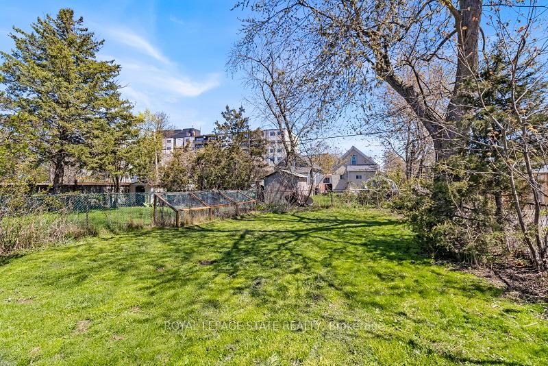 Photo 28 of 18 Prince Street, St. Catharines, E. Chester — HOMEH