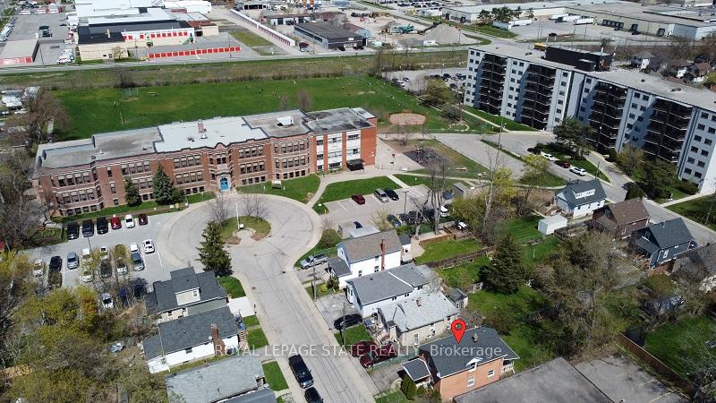 Photo 31 of 18 Prince Street, St. Catharines, E. Chester — HOMEH