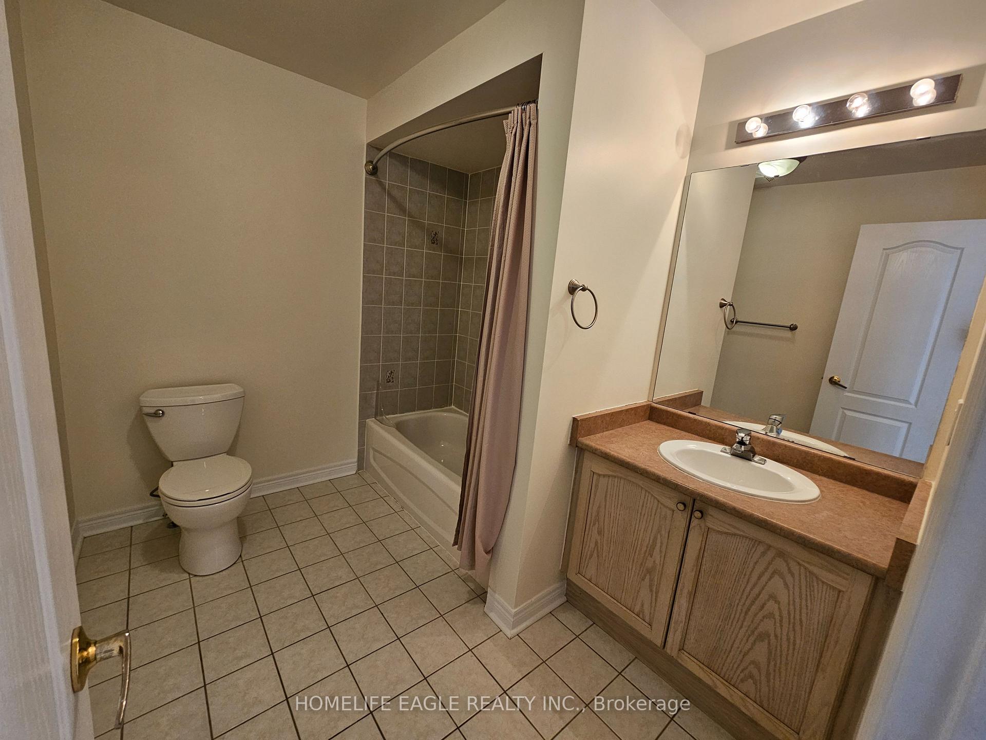 Photo 7 of 77 Earl Stewart Drive, Aurora, Bayview Wellington — HOMEH