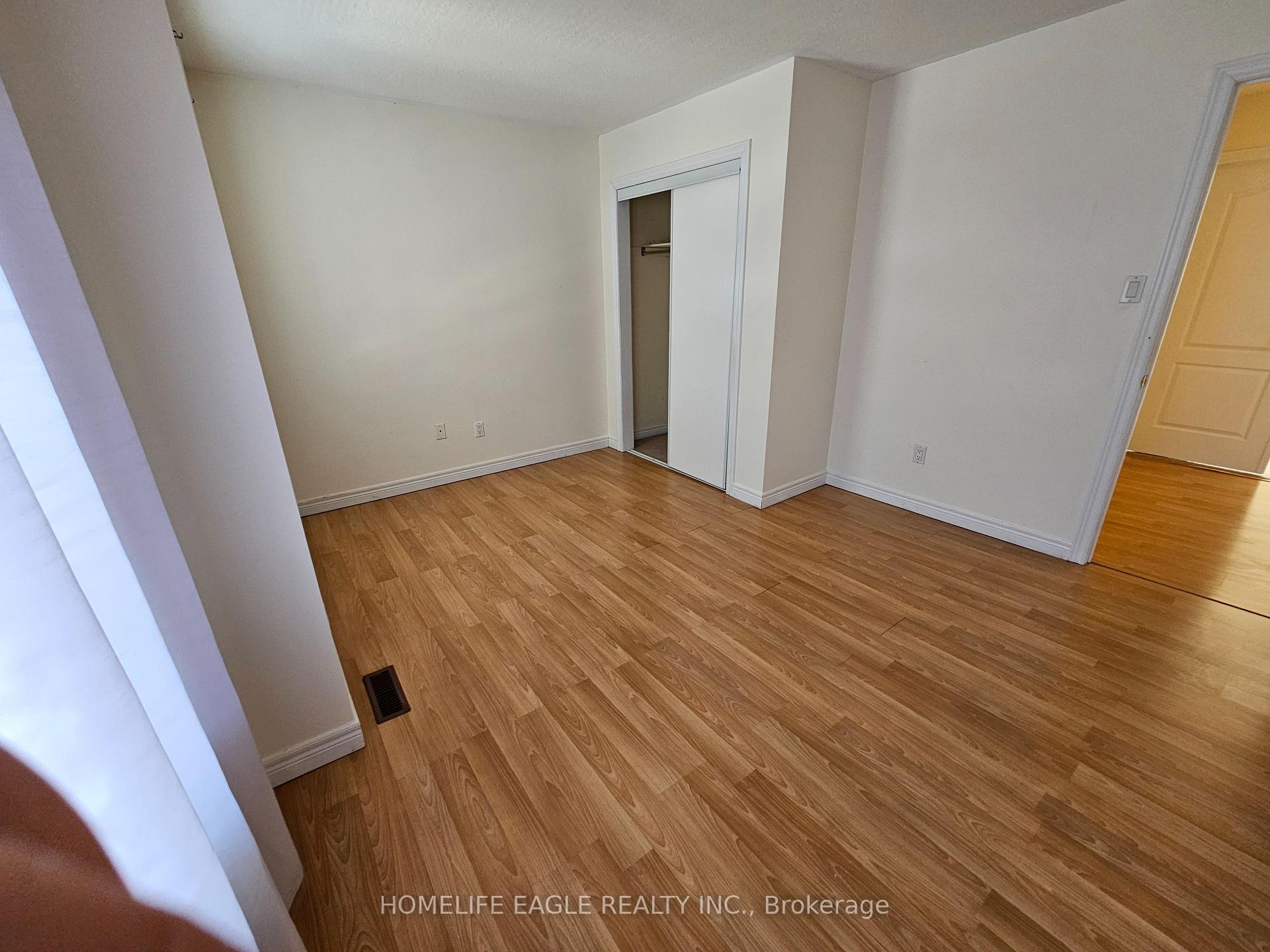 Photo 8 of 77 Earl Stewart Drive, Aurora, Bayview Wellington — HOMEH