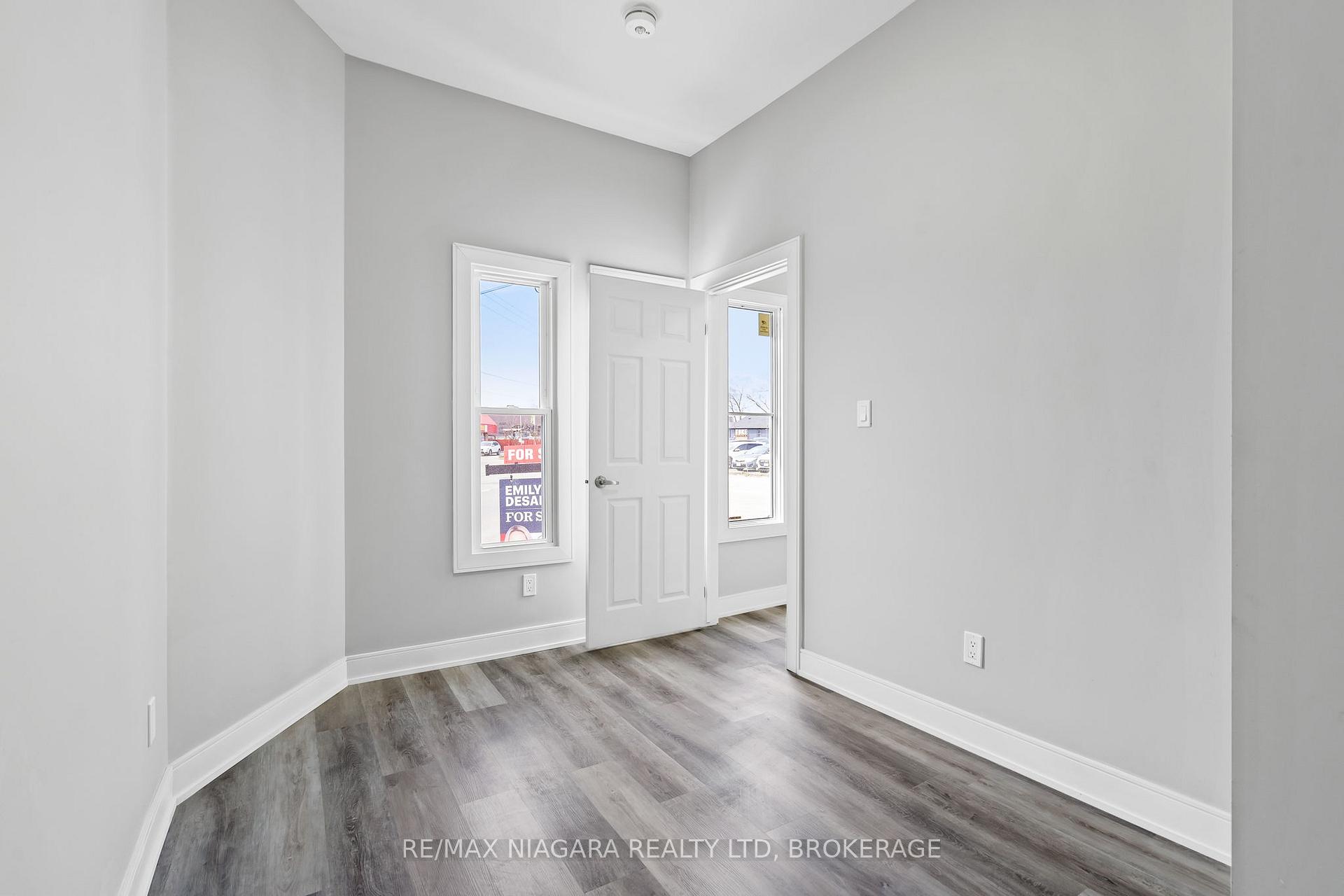 Photo 13 of 80 Page Street, St. Catharines, E. Chester — HOMEH