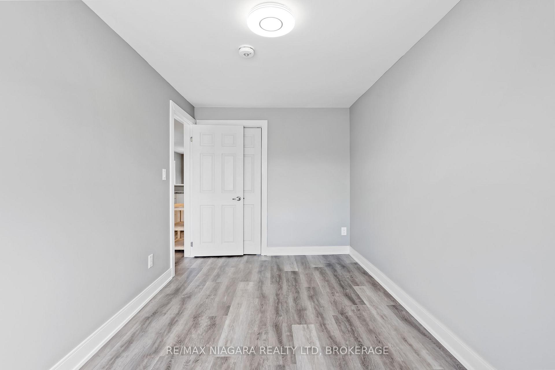 Photo 24 of 80 Page Street, St. Catharines, E. Chester — HOMEH