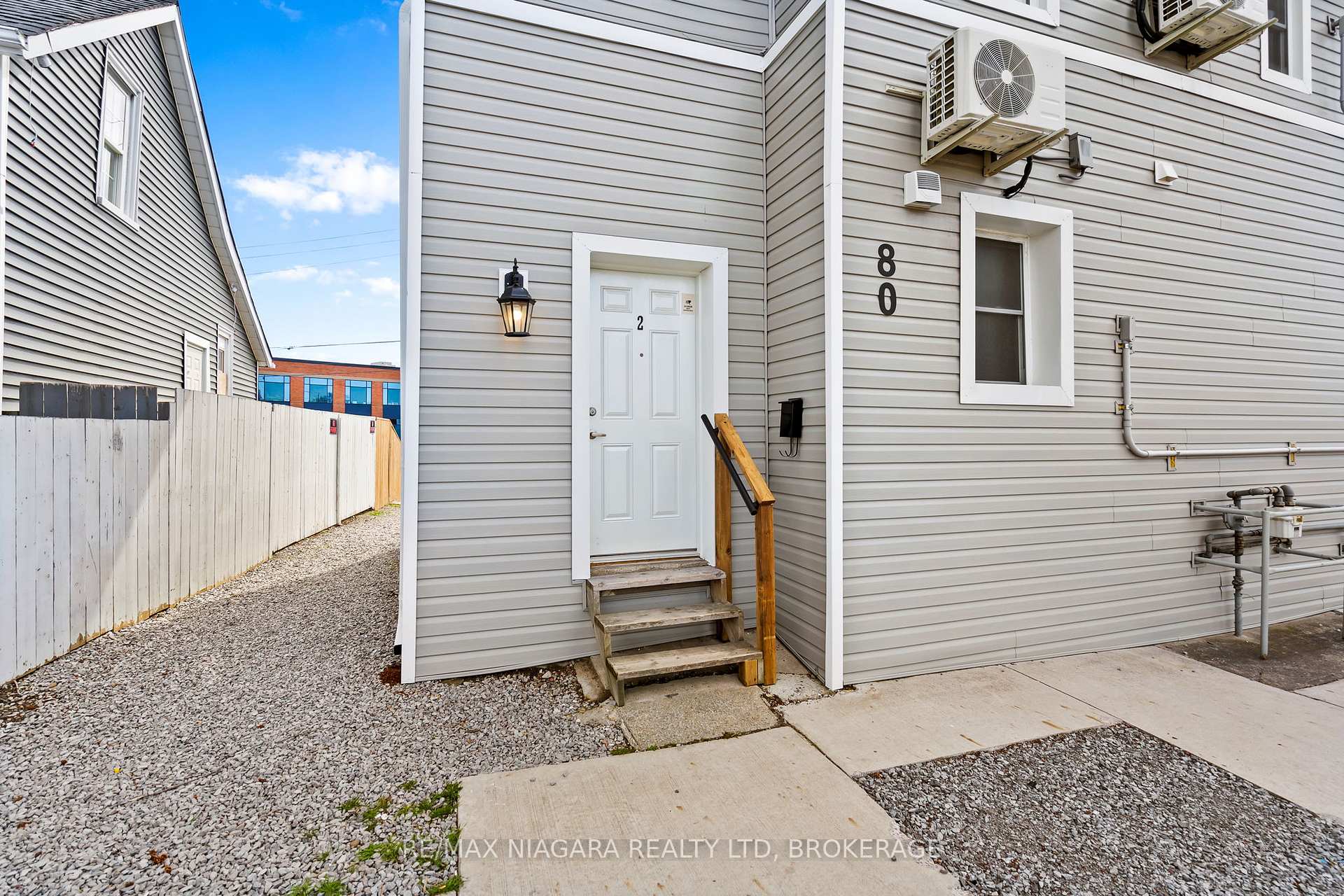 Photo 26 of 80 Page Street, St. Catharines, E. Chester — HOMEH