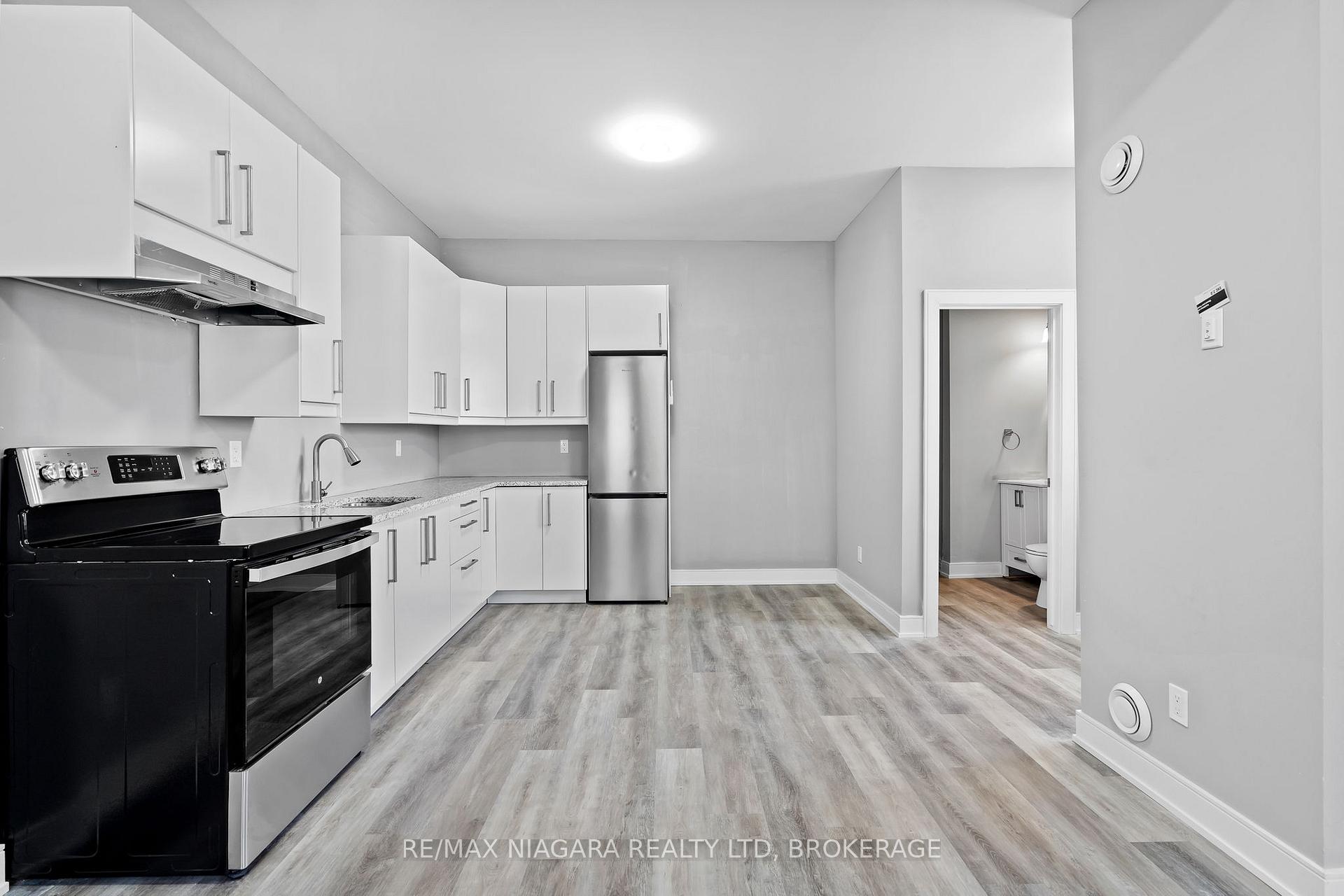 Photo 30 of 80 Page Street, St. Catharines, E. Chester — HOMEH