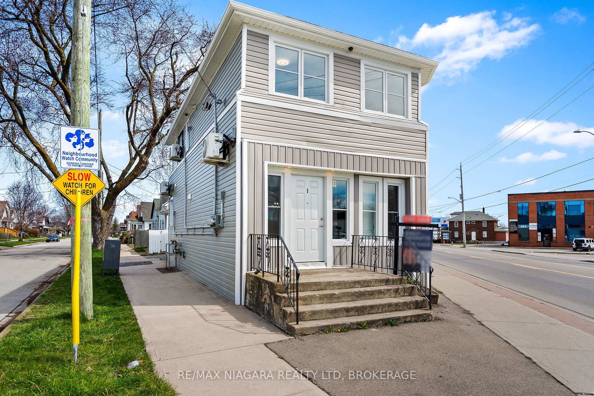 Photo 40 of 80 Page Street, St. Catharines, E. Chester — HOMEH