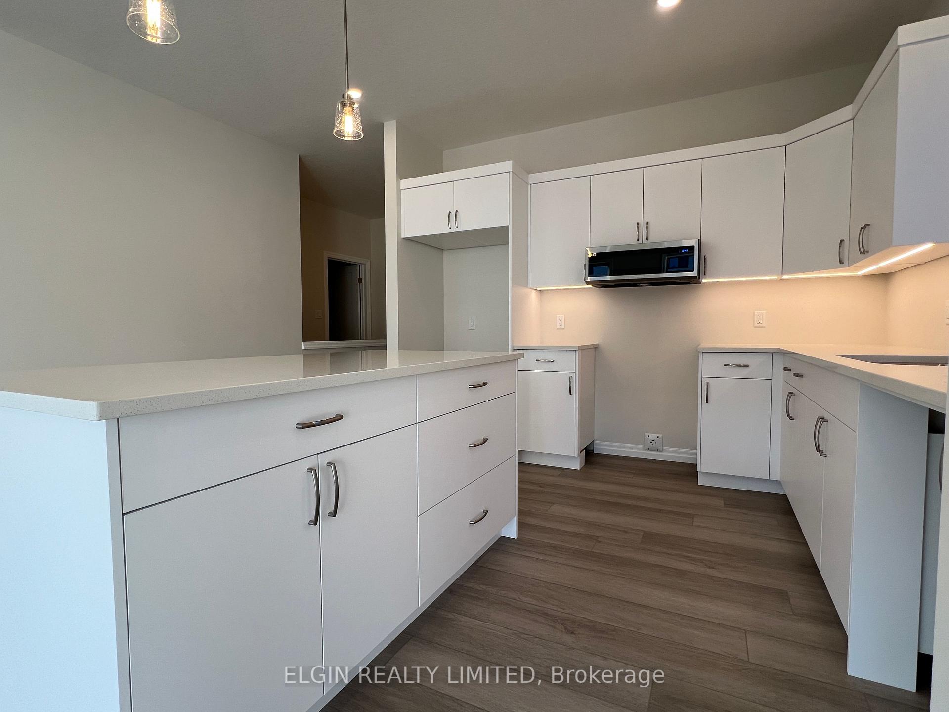Photo 12 of 38 Dunning Way, St. Thomas — HOMEH