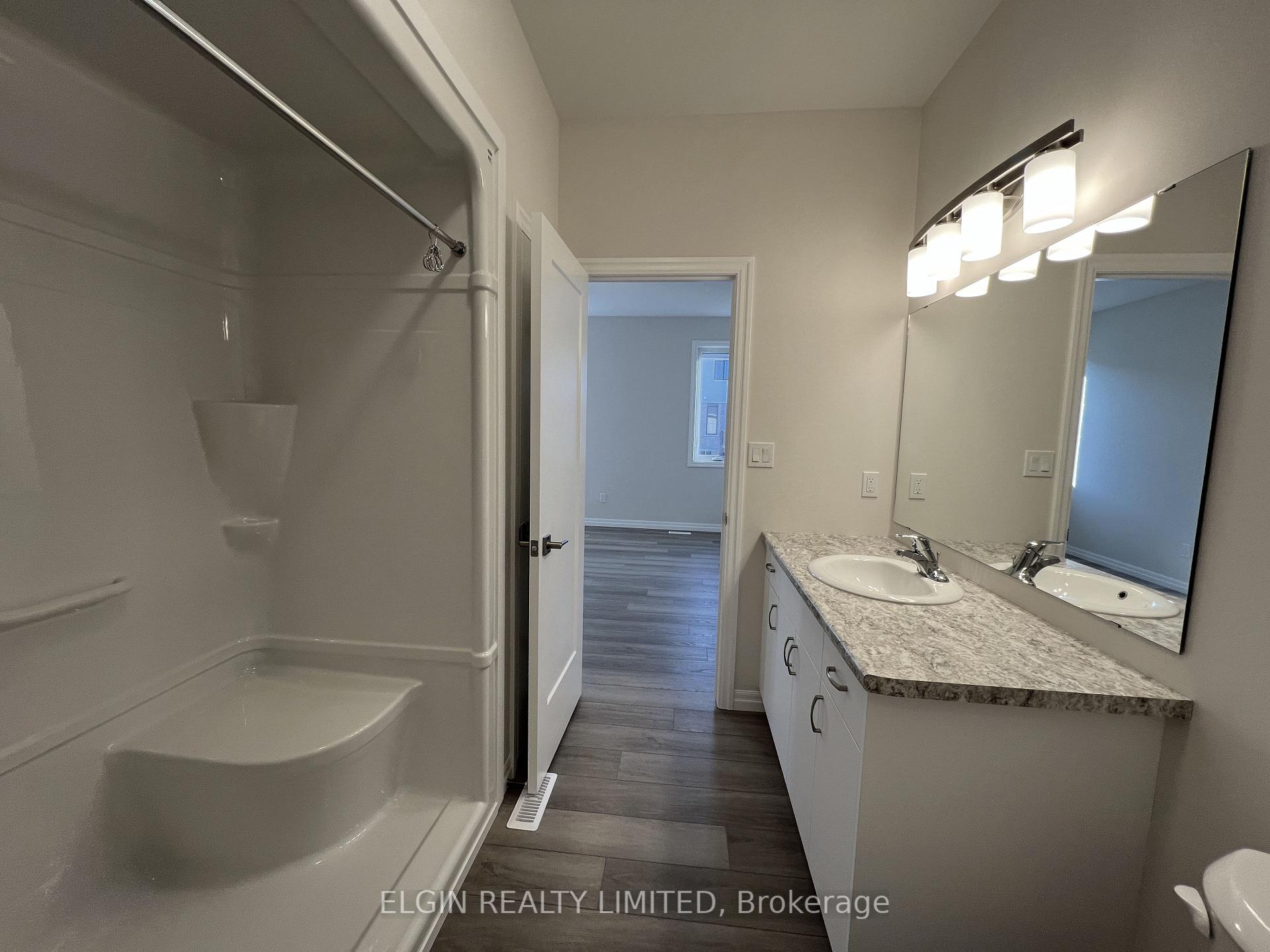 Photo 19 of 38 Dunning Way, St. Thomas — HOMEH