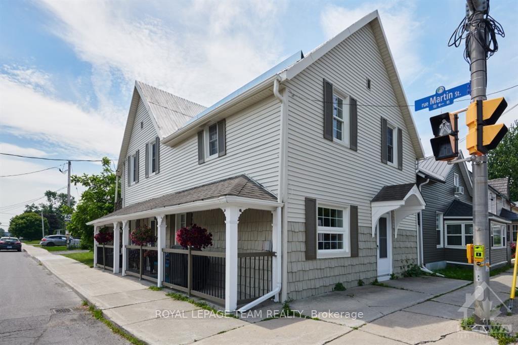Photo 2 of 3506 Mcbean Street, Ottawa, Richmond — HOMEH