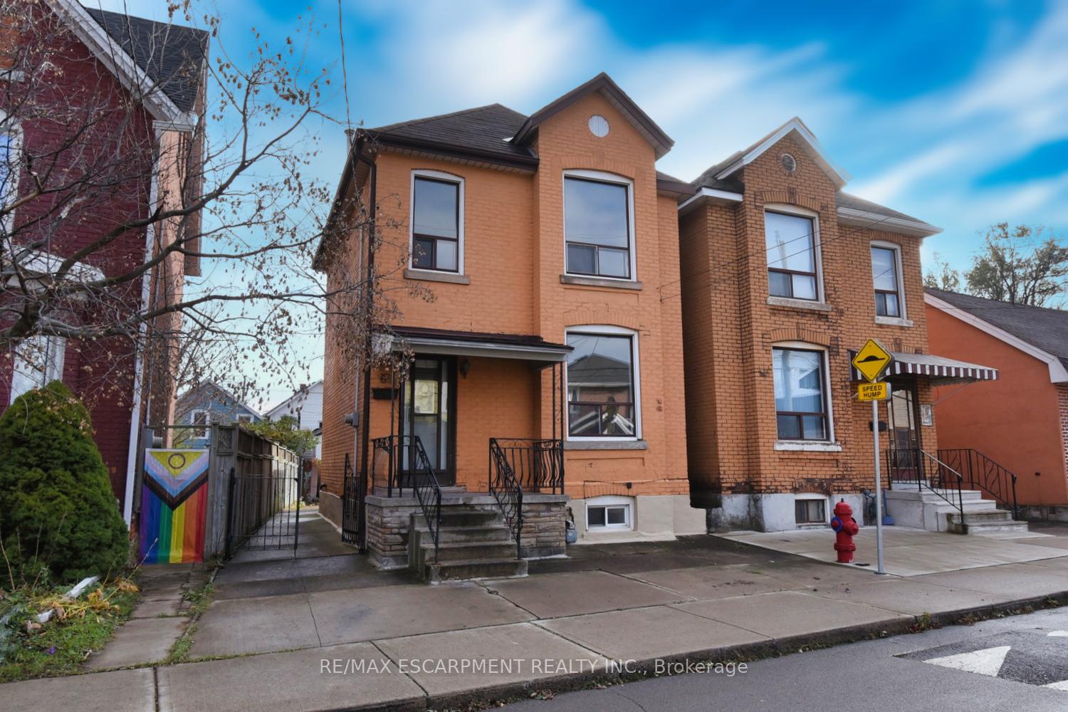 Front of 64 Crooks Street
