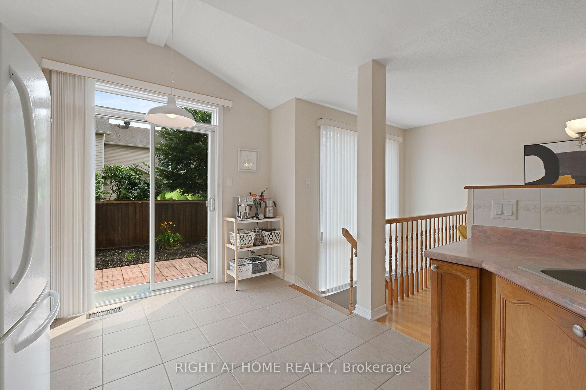 Photo 18 of 1630 Marley Crescent, Ottawa, Carson Grove — HOMEH