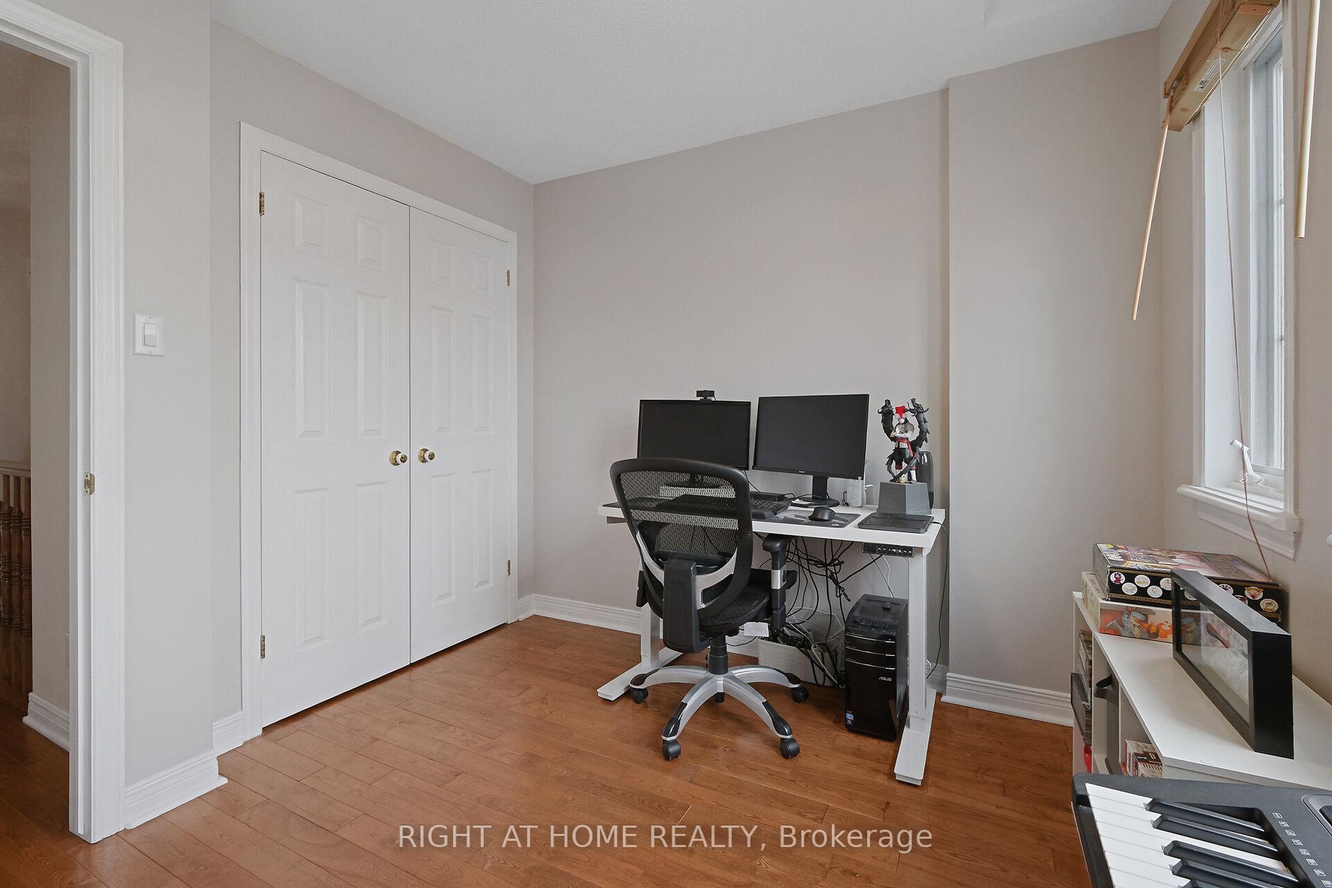 Photo 17 of 1630 Marley Crescent, Ottawa, Carson Grove — HOMEH