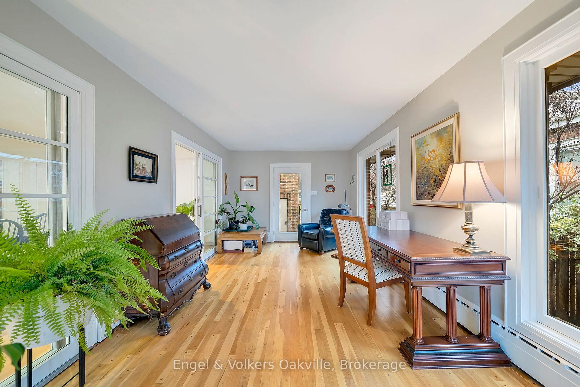 Photo 15 of 514 Maple Avenue, Hamilton, Delta — HOMEH