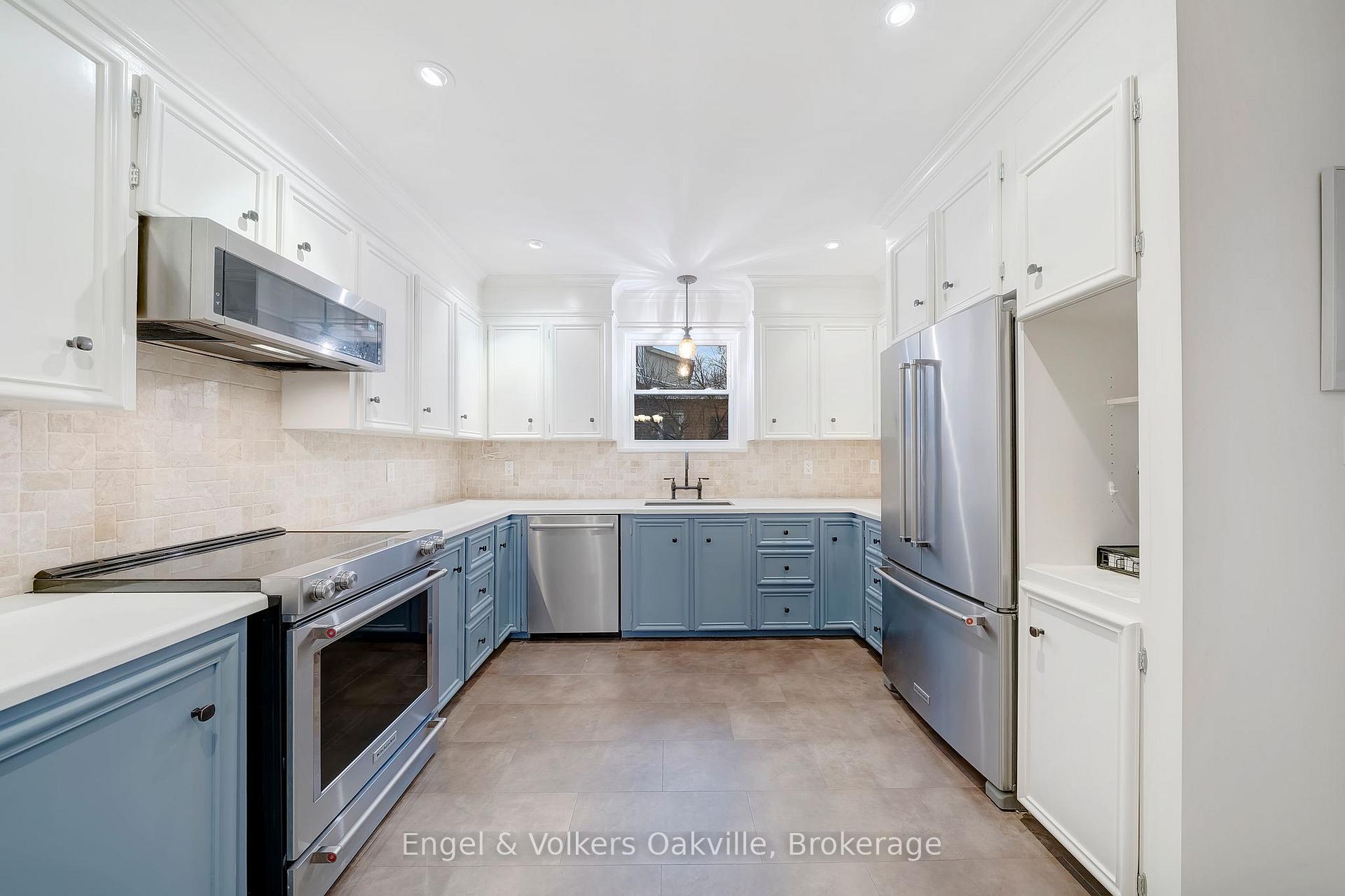 Photo 17 of 514 Maple Avenue, Hamilton, Delta — HOMEH