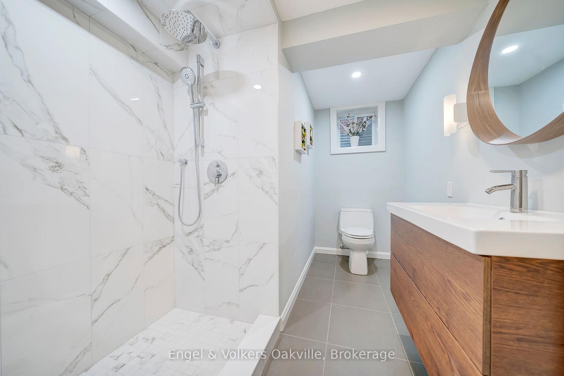 Photo 30 of 514 Maple Avenue, Hamilton, Delta — HOMEH