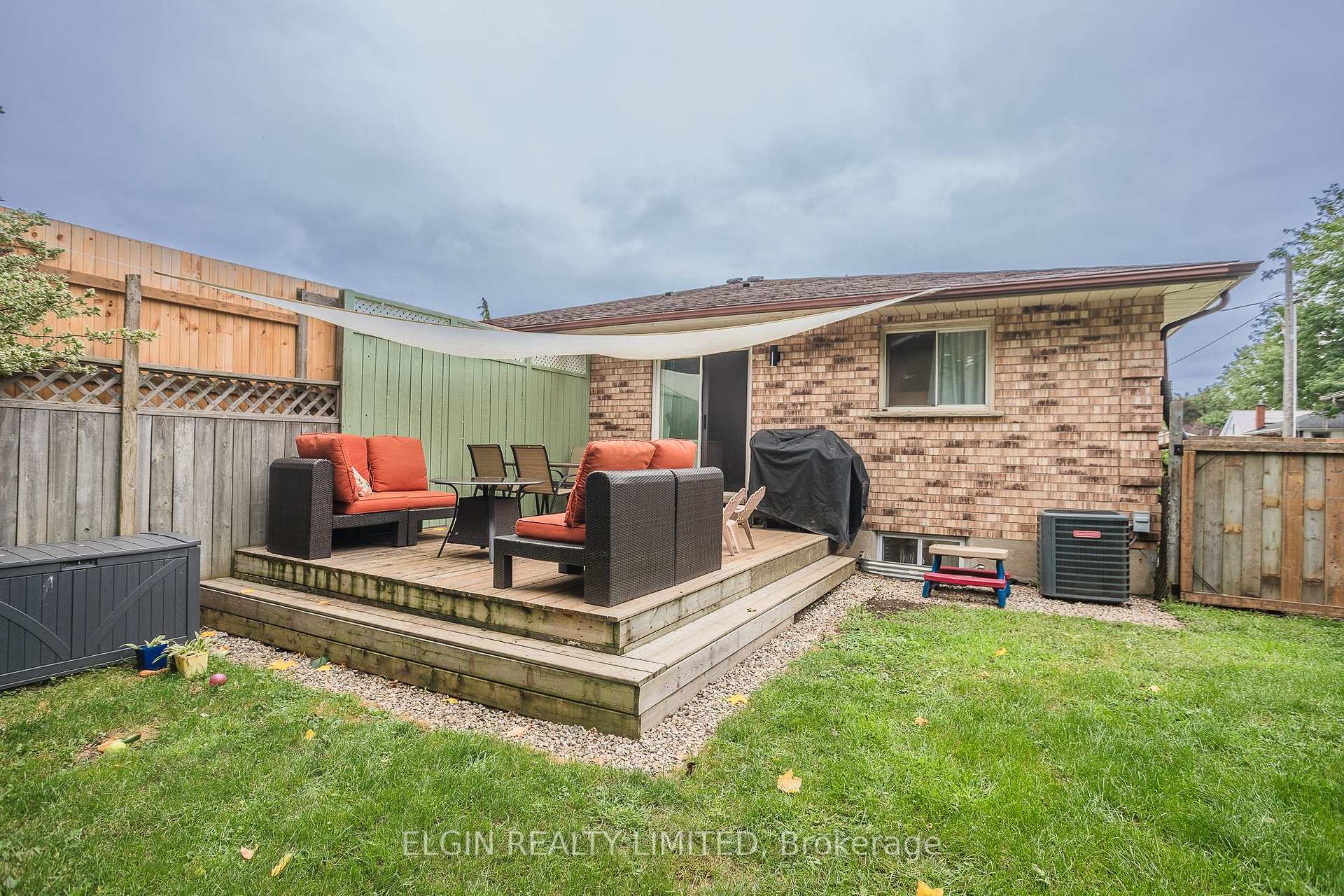 Photo 35 of 7 Willow Street, St. Thomas — HOMEH