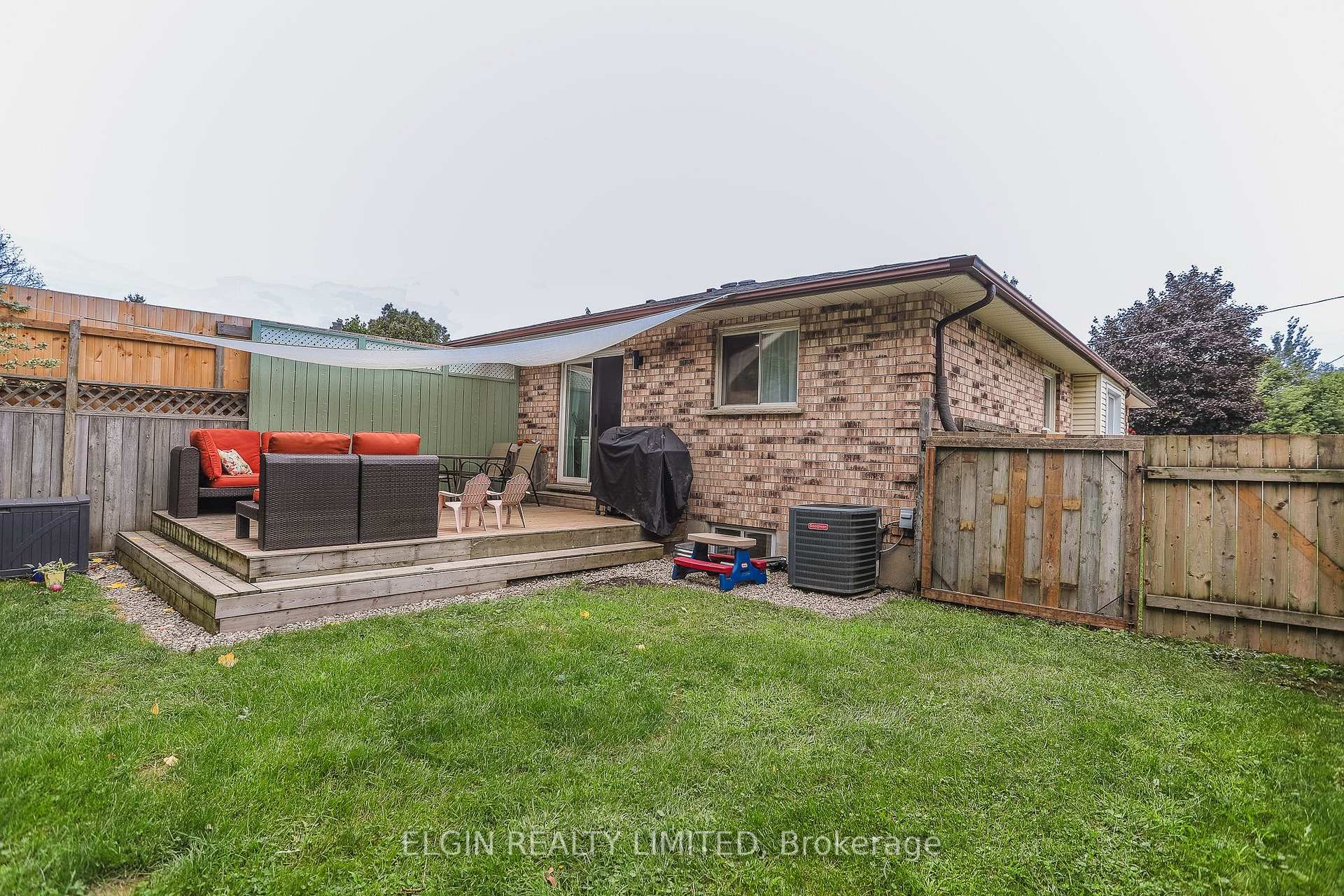Photo 37 of 7 Willow Street, St. Thomas — HOMEH