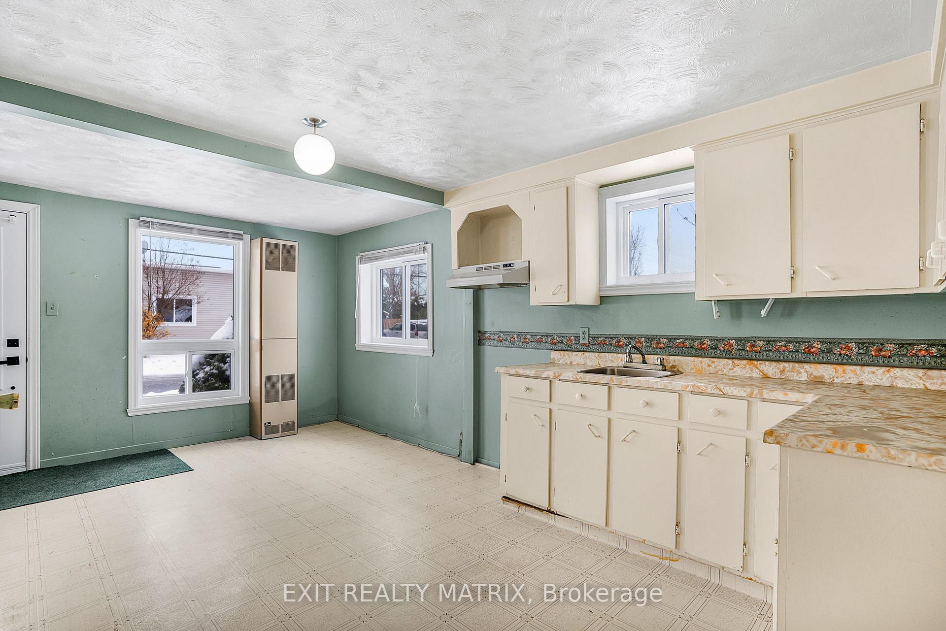 Photo 16 of 29 Peter Street, Champlain, L'Orignal — HOMEH