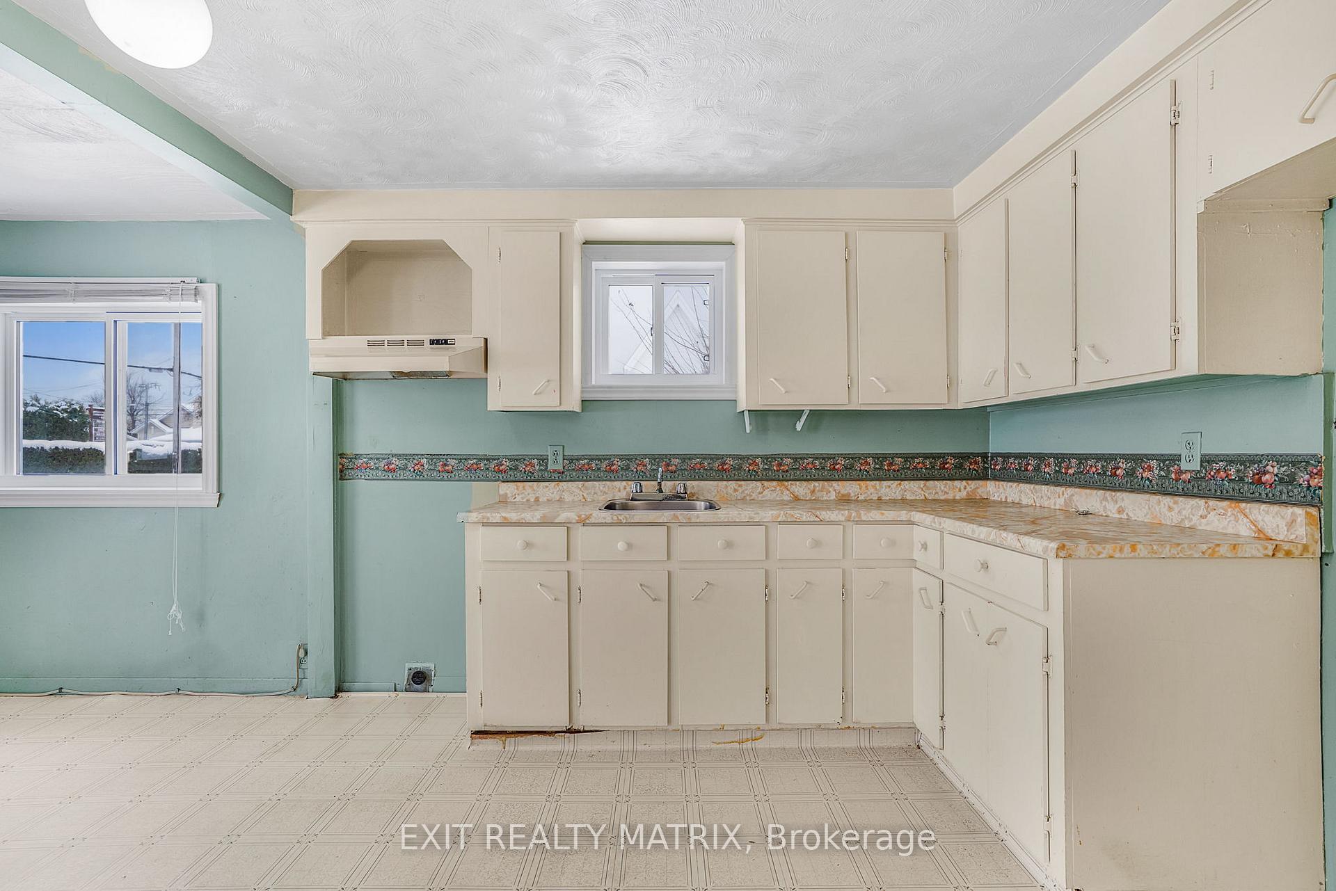 Photo 15 of 29 Peter Street, Champlain, L'Orignal — HOMEH