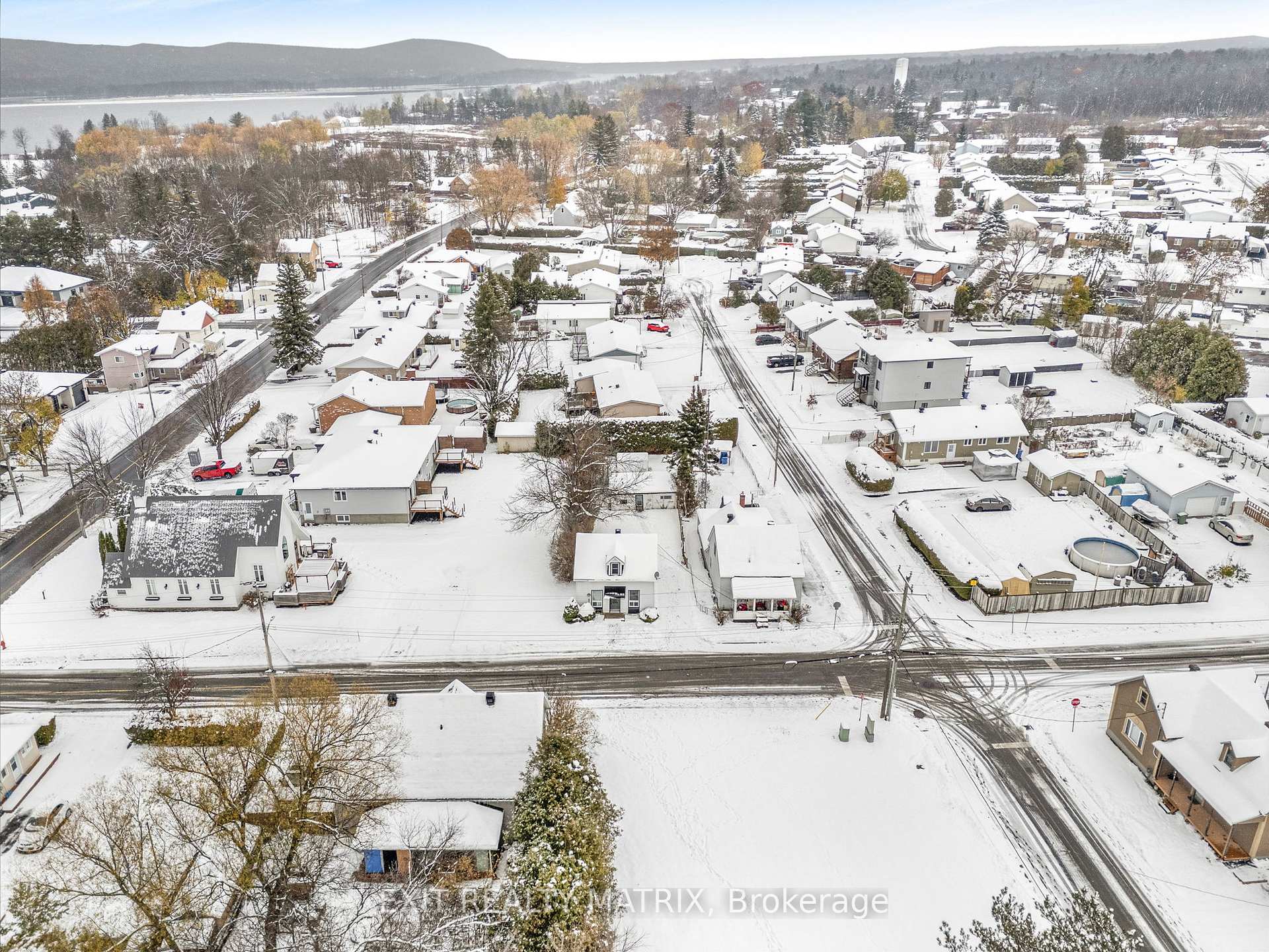 Photo 28 of 29 Peter Street, Champlain, L'Orignal — HOMEH