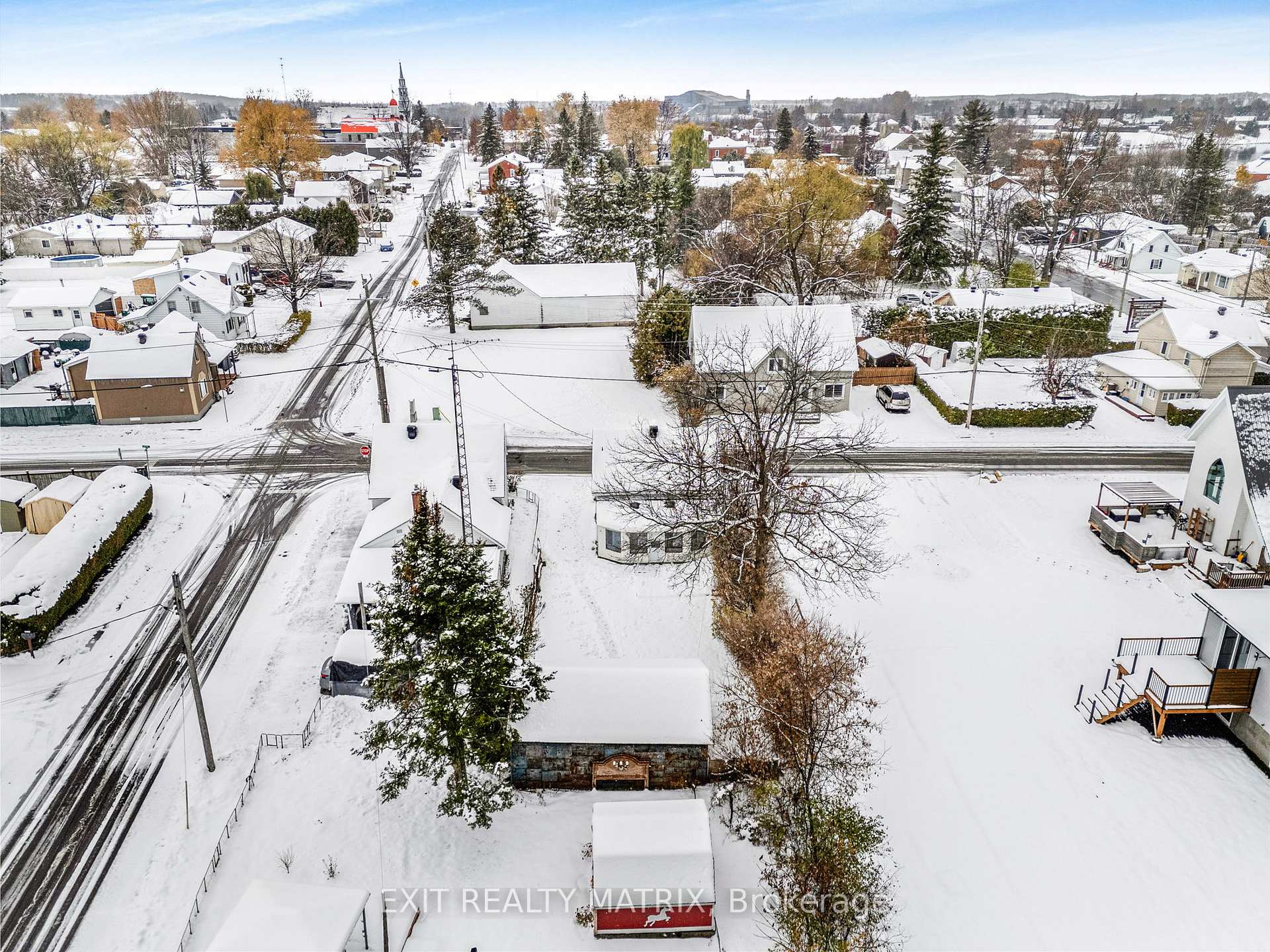 Photo 33 of 29 Peter Street, Champlain, L'Orignal — HOMEH