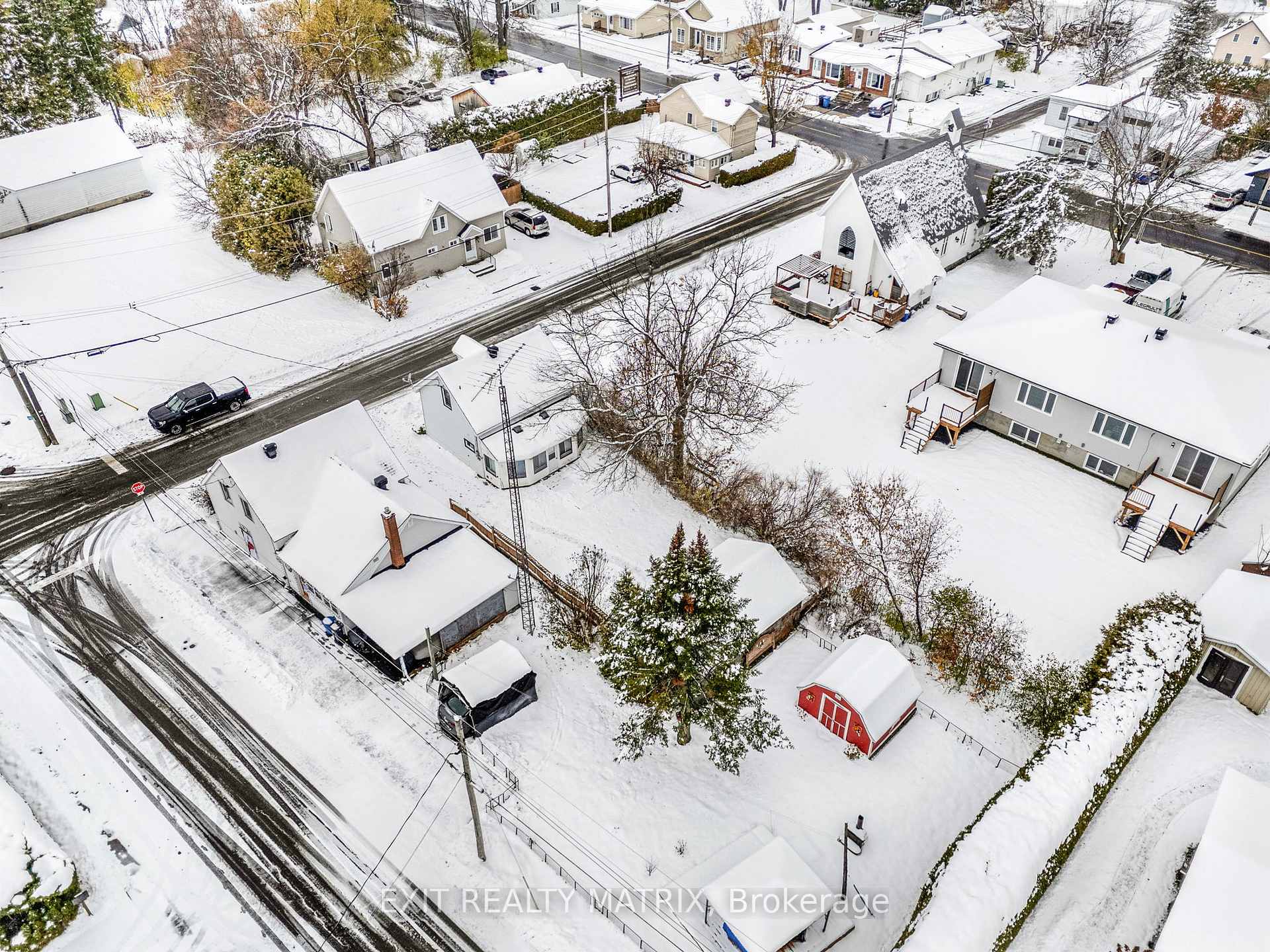 Photo 31 of 29 Peter Street, Champlain, L'Orignal — HOMEH