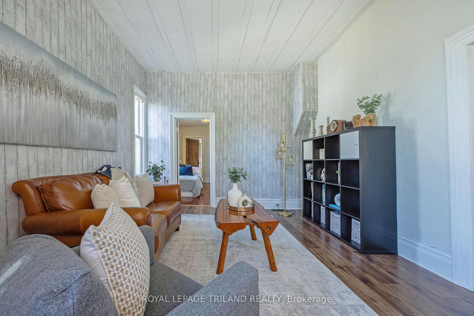 Photo 9 of 39 Woodworth Avenue, St. Thomas — HOMEH