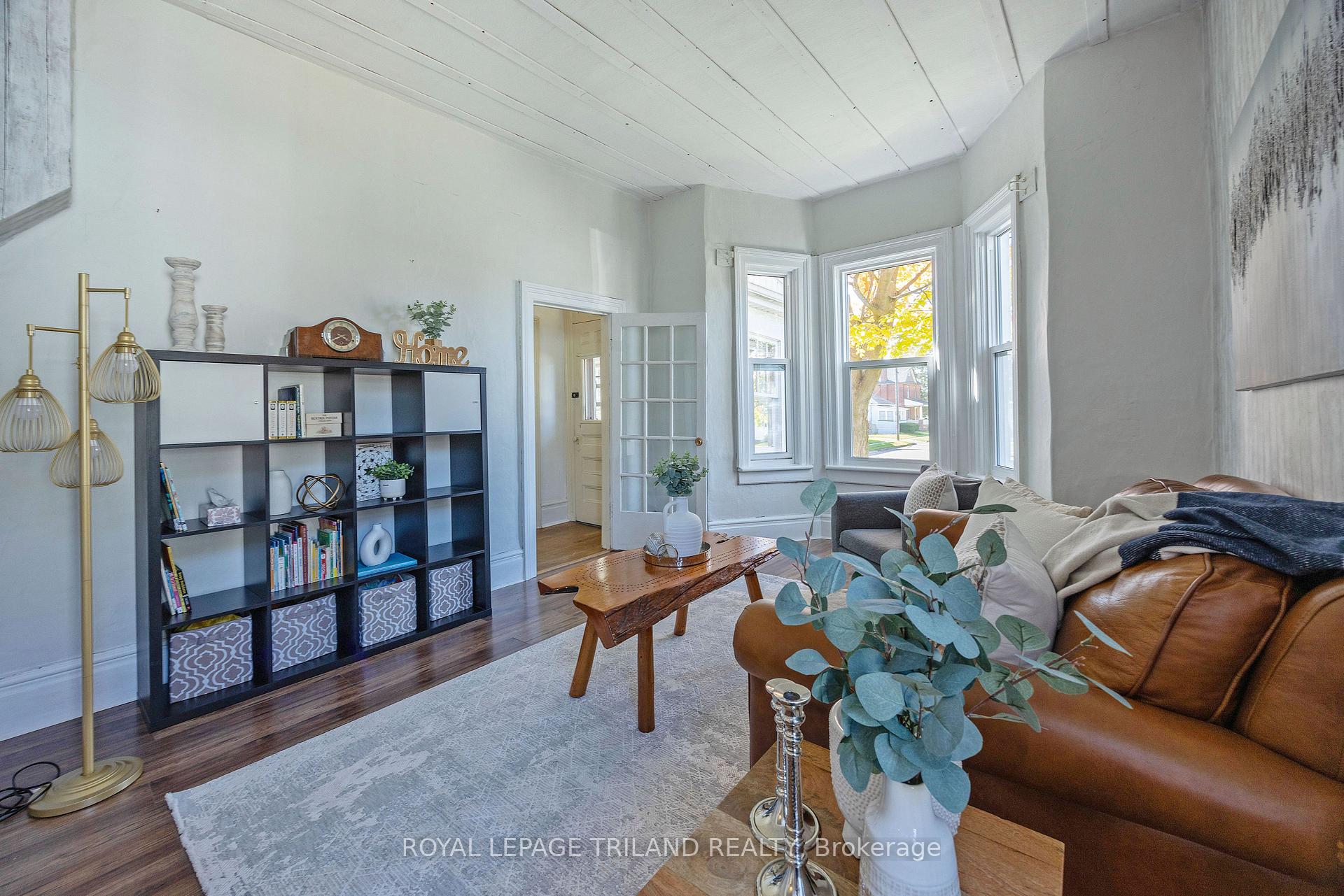 Photo 10 of 39 Woodworth Avenue, St. Thomas — HOMEH