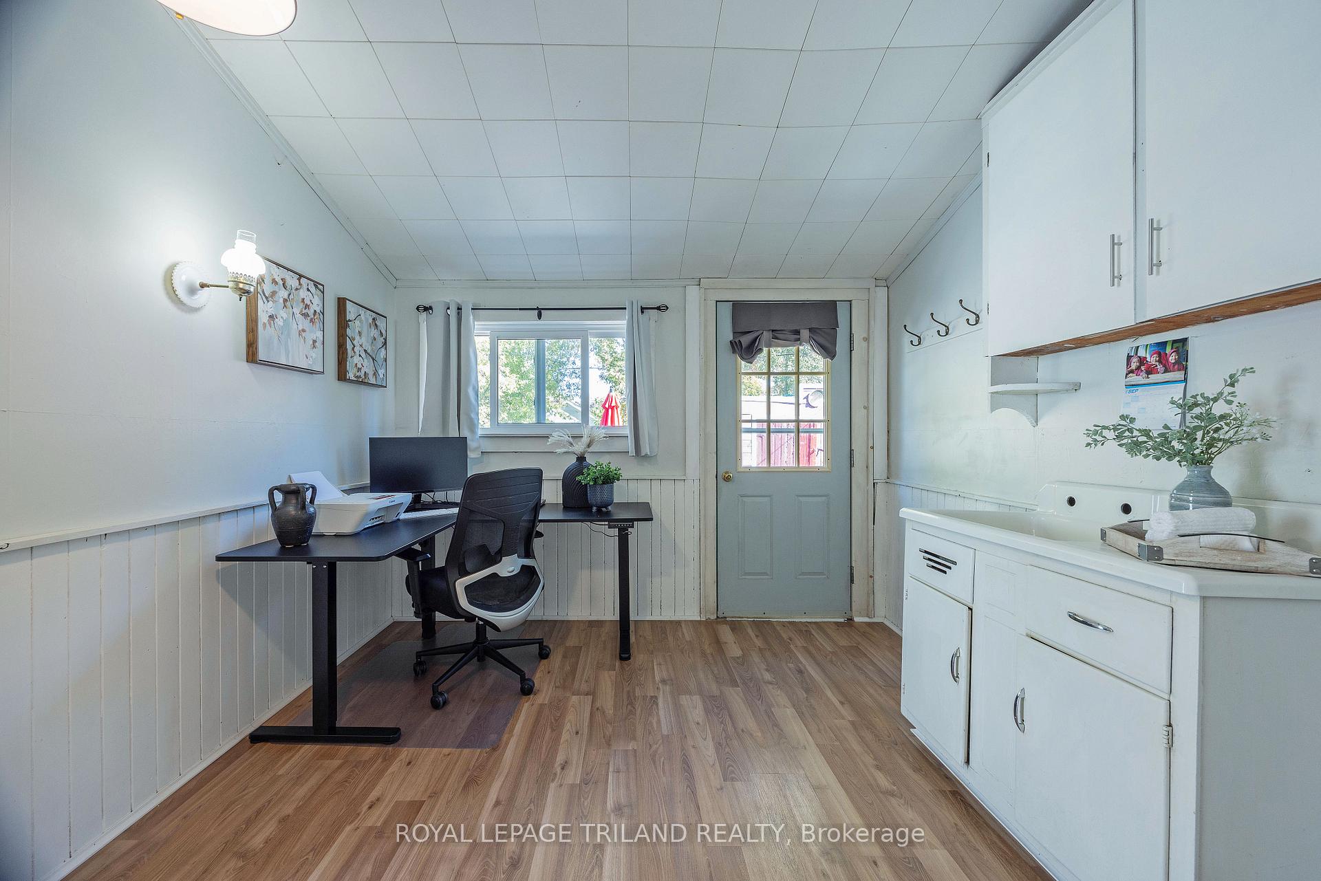 Photo 18 of 39 Woodworth Avenue, St. Thomas — HOMEH