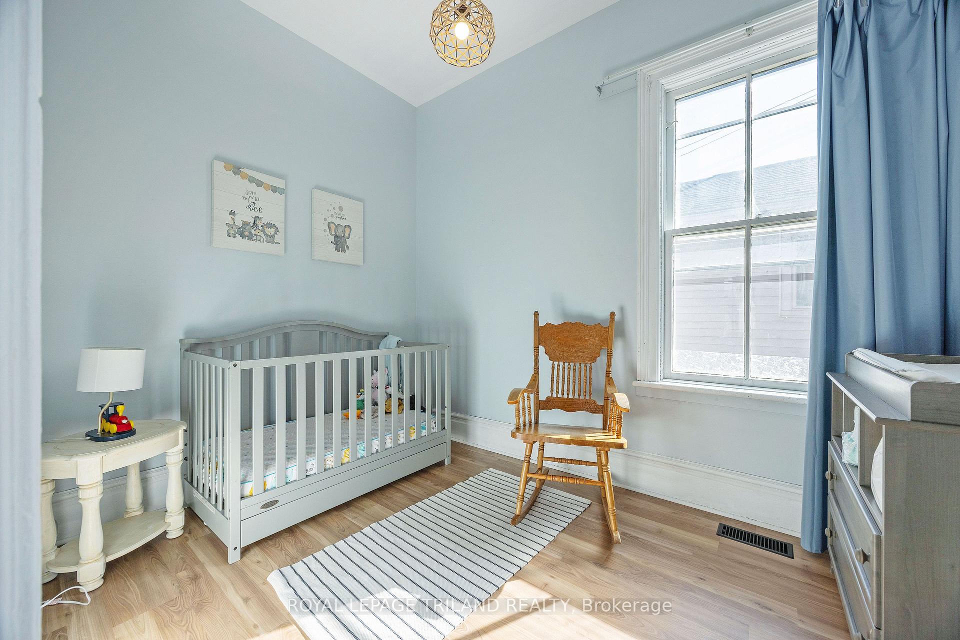 Photo 24 of 39 Woodworth Avenue, St. Thomas — HOMEH