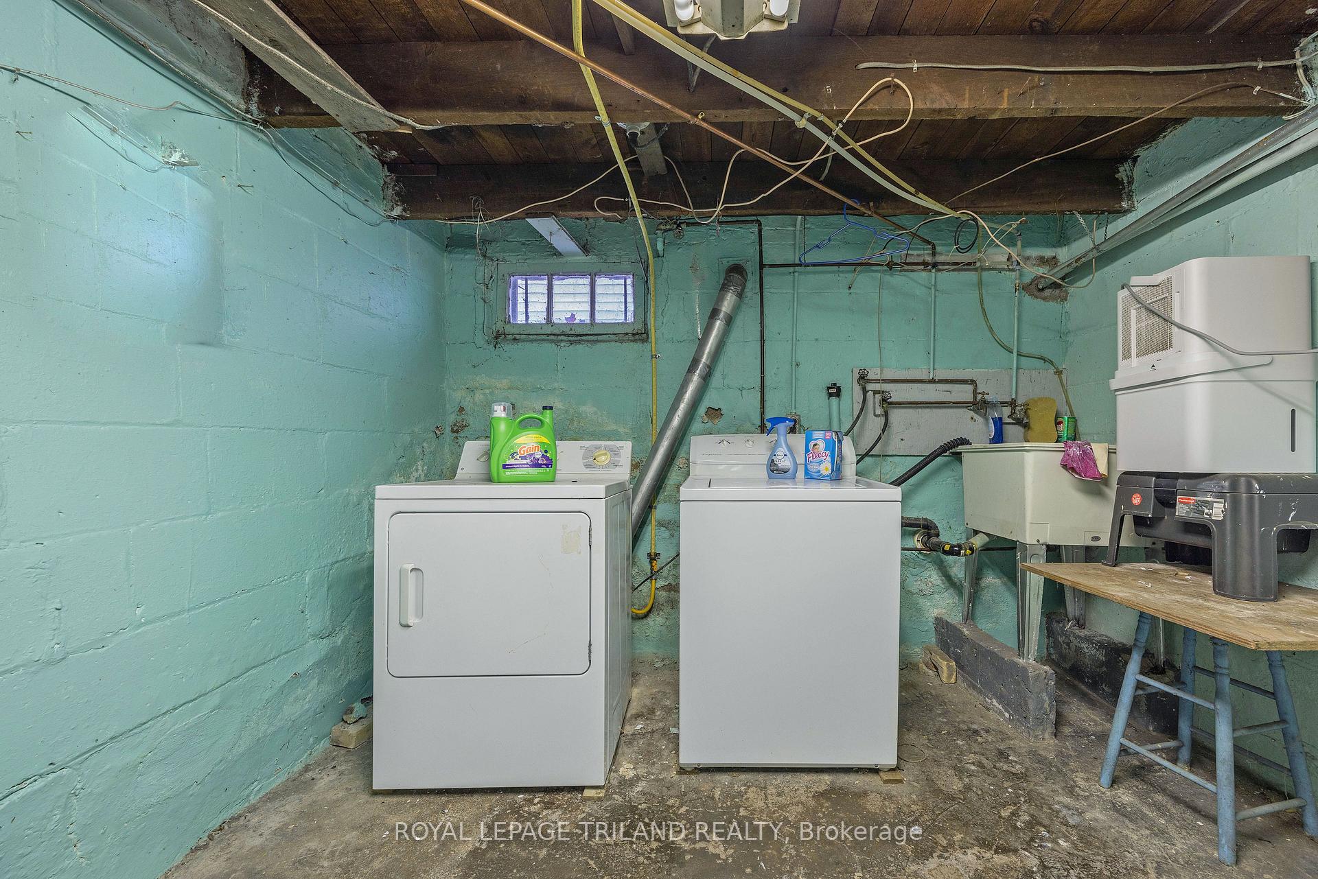 Photo 28 of 39 Woodworth Avenue, St. Thomas — HOMEH