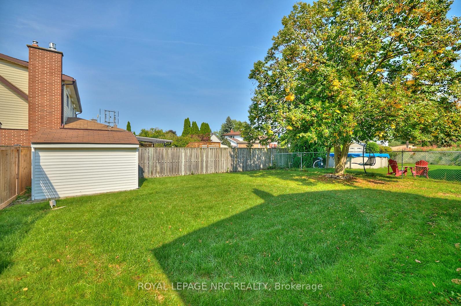 Photo 5 of 17 Kilkenny Drive, St. Catharines, Lakeshore — HOMEH