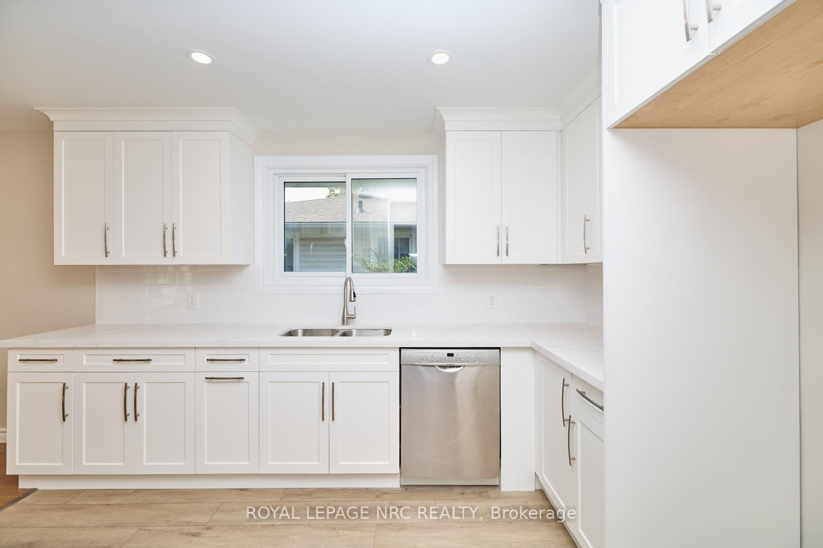 Photo 16 of 17 Kilkenny Drive, St. Catharines, Lakeshore — HOMEH