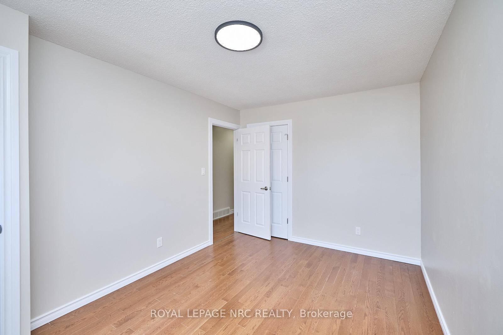 Photo 21 of 17 Kilkenny Drive, St. Catharines, Lakeshore — HOMEH