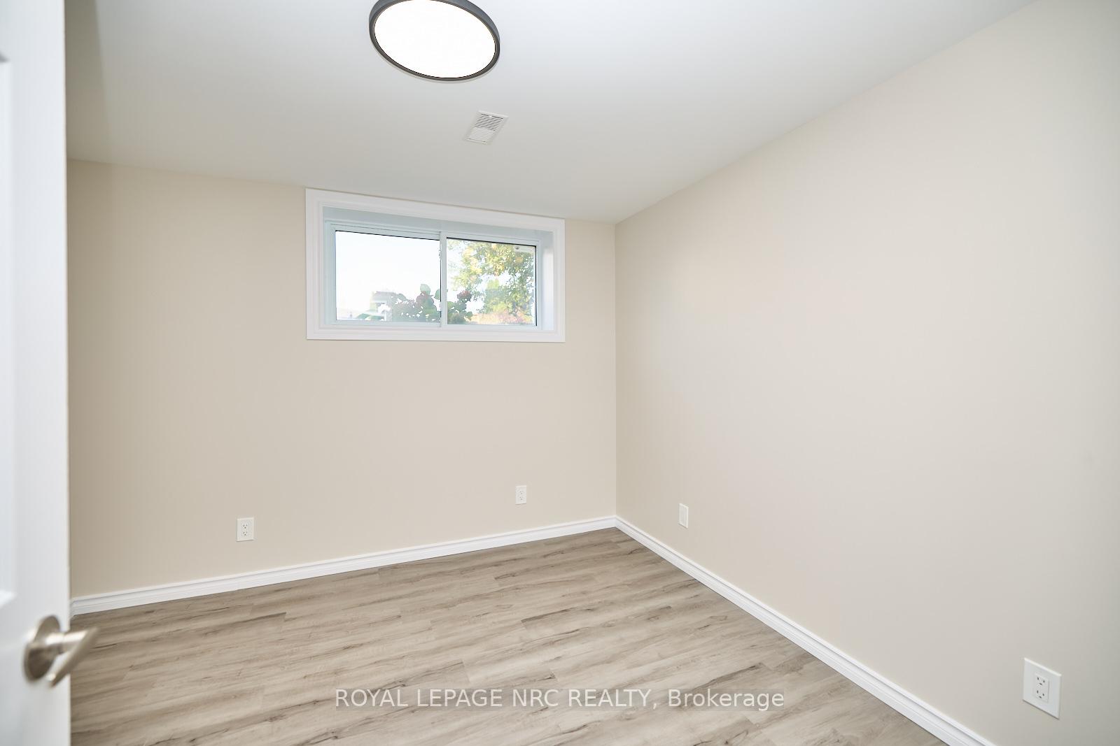 Photo 28 of 17 Kilkenny Drive, St. Catharines, Lakeshore — HOMEH