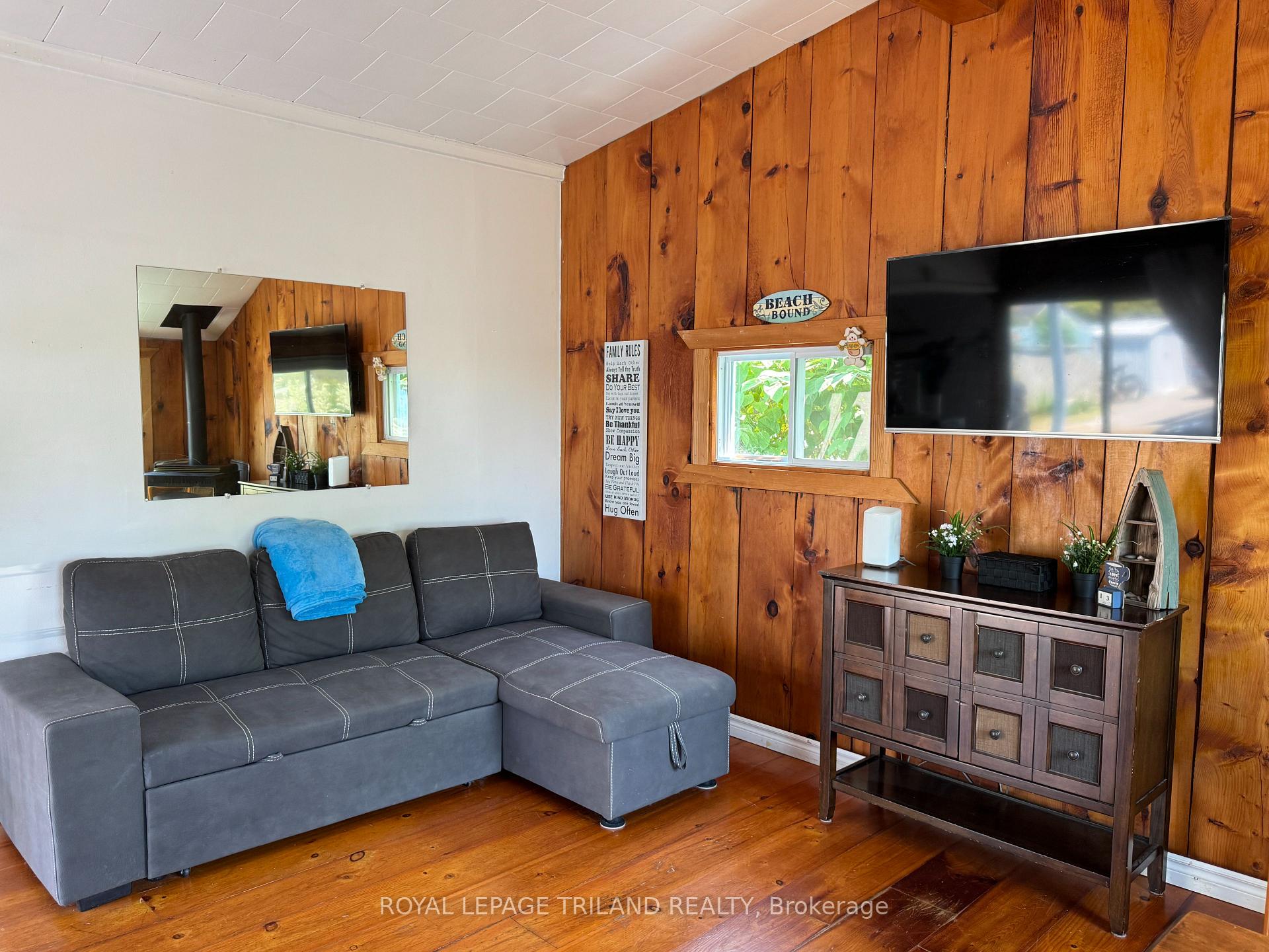 Photo 6 of 472A Edith Cavell Boulevard, Central Elgin, Port Stanley — HOMEH