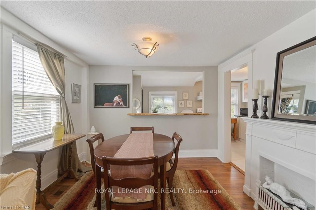 Photo 10 of 18 Rose Street, St. Catharines, Grapeview — HOMEH