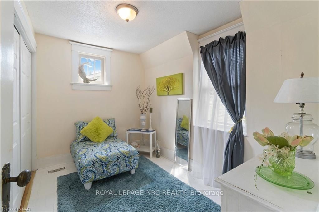 Photo 17 of 18 Rose Street, St. Catharines, Grapeview — HOMEH