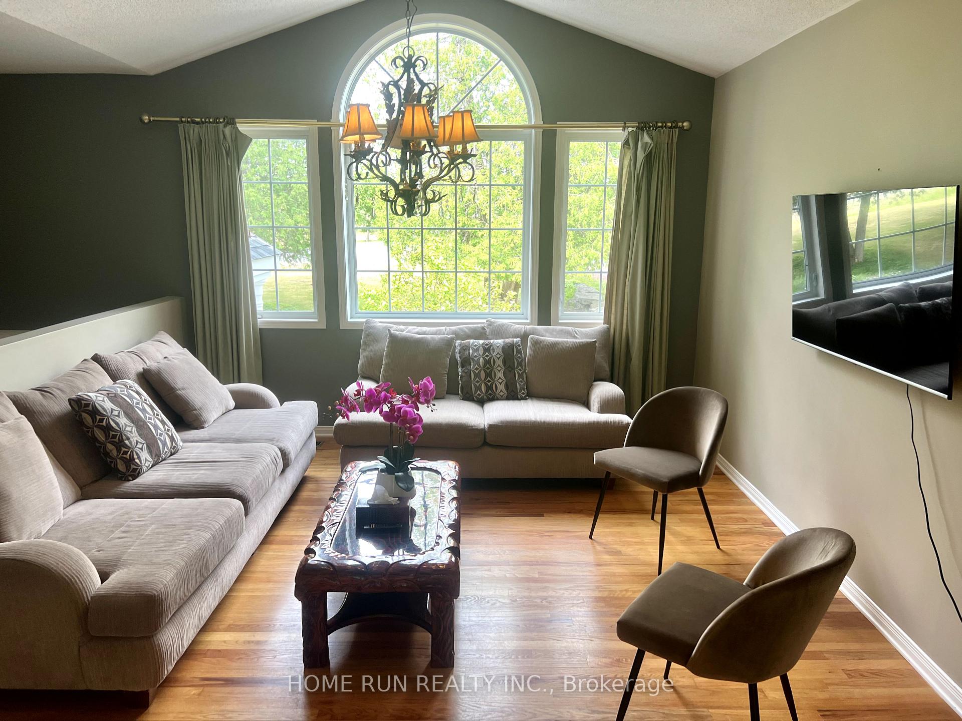 Photo 4 of 129 Wagon Drive, Ottawa, Dunrobin Shores — HOMEH