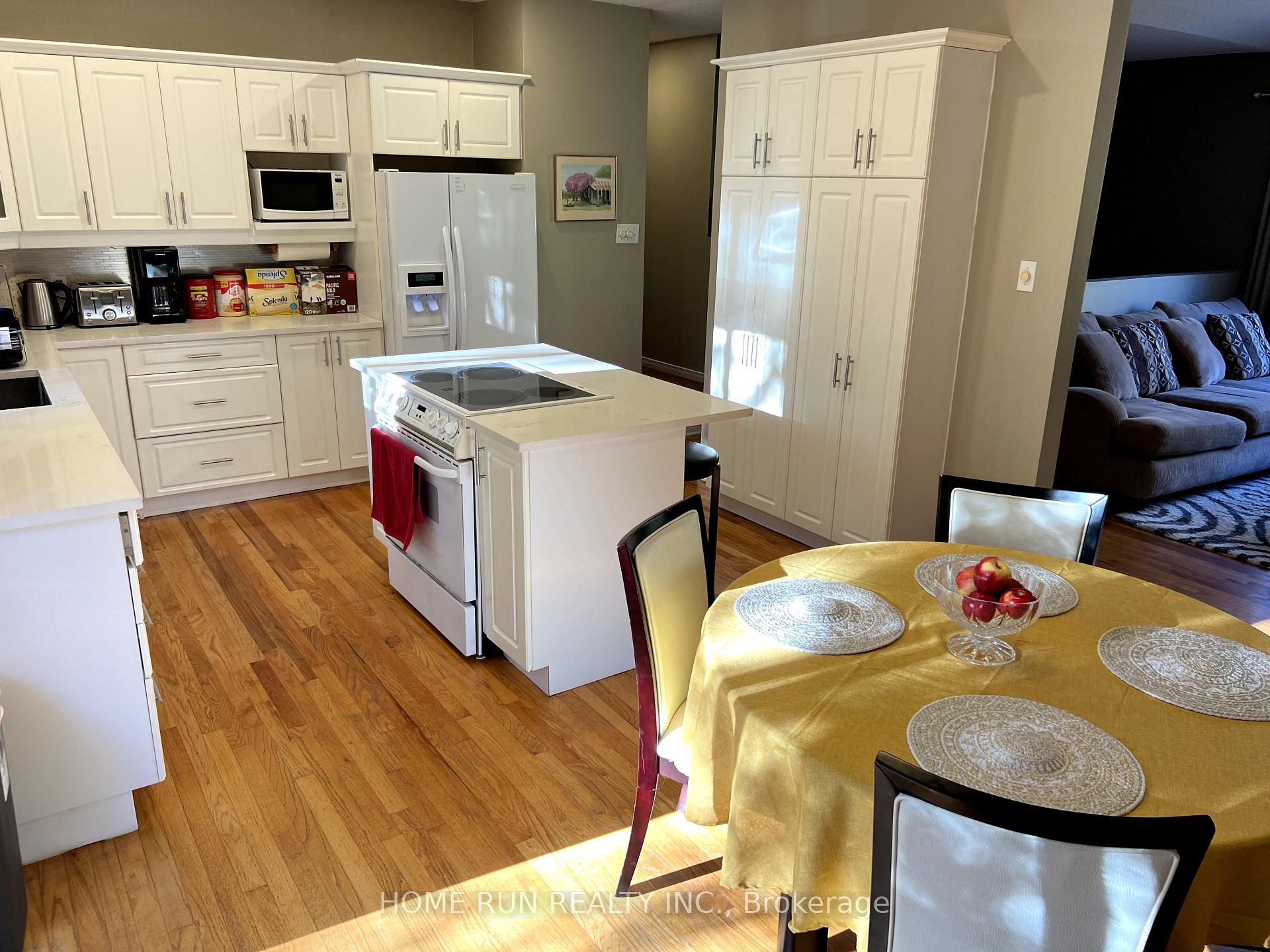 Photo 7 of 129 Wagon Drive, Ottawa, Dunrobin Shores — HOMEH
