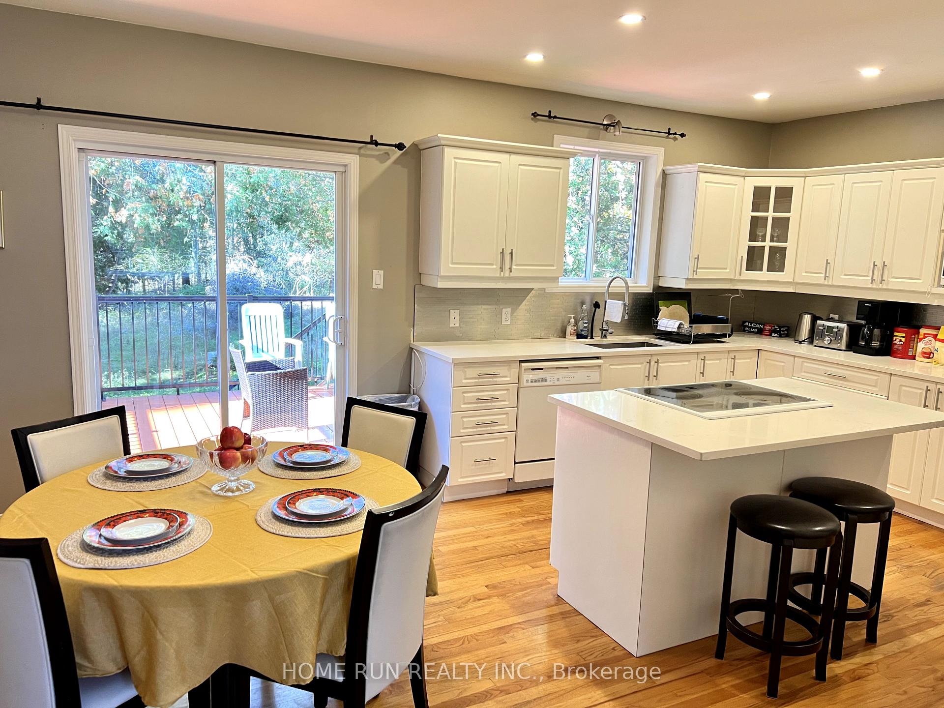 Photo 9 of 129 Wagon Drive, Ottawa, Dunrobin Shores — HOMEH