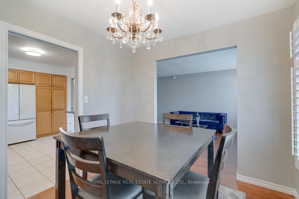 Photo 9 of 47 Westfield Drive, St. Catharines, Fairview — HOMEH
