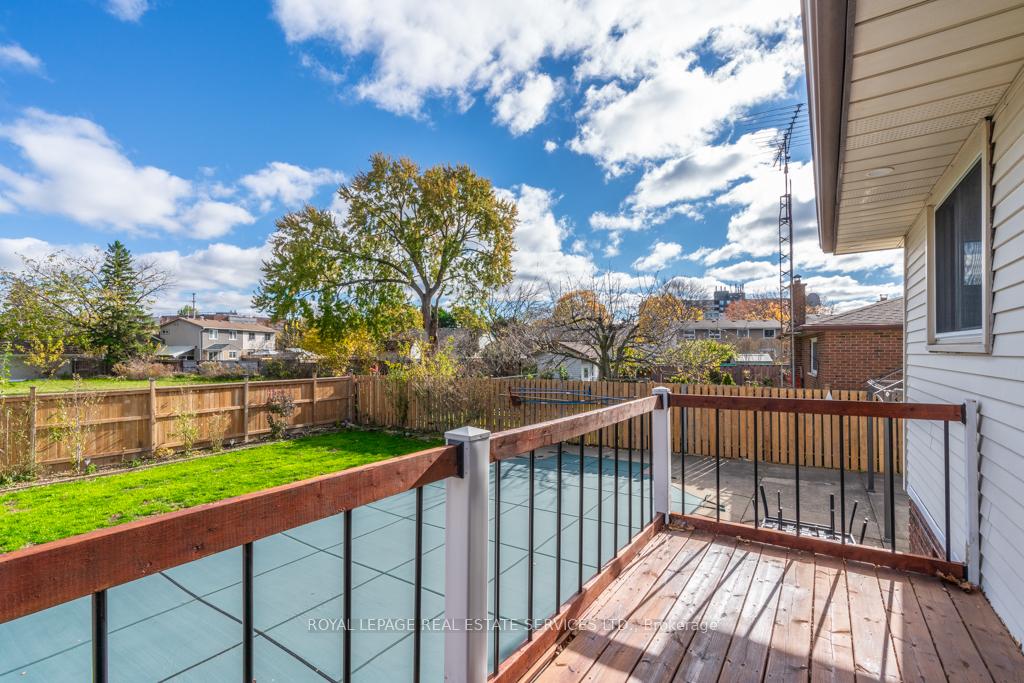 Photo 18 of 47 Westfield Drive, St. Catharines, Fairview — HOMEH