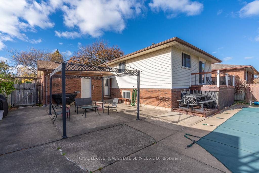 Photo 36 of 47 Westfield Drive, St. Catharines, Fairview — HOMEH